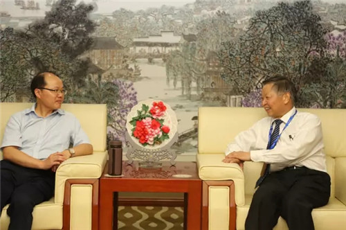 隆力奇旅游业务获高度评价——江苏省工商局公平交易局副局长马毅亲临考察